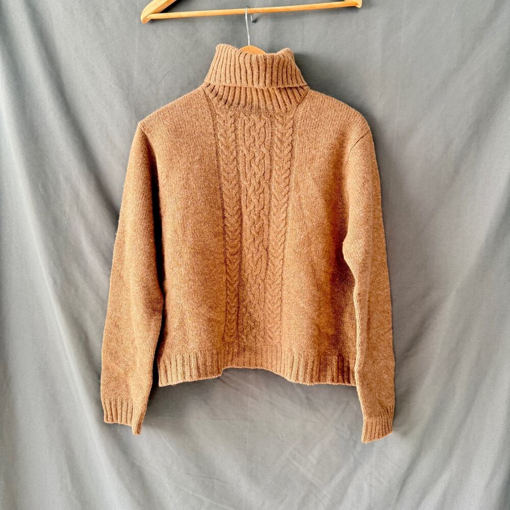 Newton Trading Co 100% Shetland Wool Sweater Large Tan Cable Knit Turtleneck